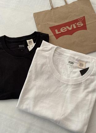 Футболка levi's xs