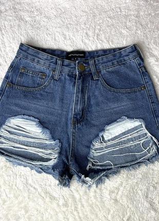 Короткі джинсові рвані шорті prettylittlething 36