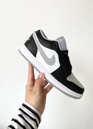 Nike air jordan low white silver black трендові жіночі кросівки найк джордан сірі чорно-білі весна літо осінь женские серые черные белые кроссовки2 фото