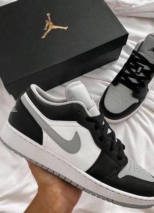 Nike air jordan low white silver black трендові жіночі кросівки найк джордан сірі чорно-білі весна літо осінь женские серые черные белые кроссовки1 фото