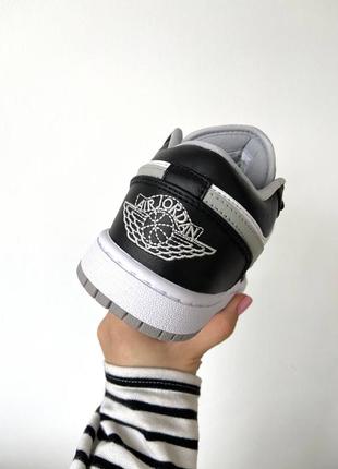 Nike air jordan low white silver black трендові жіночі кросівки найк джордан сірі чорно-білі весна літо осінь женские серые черные белые кроссовки6 фото