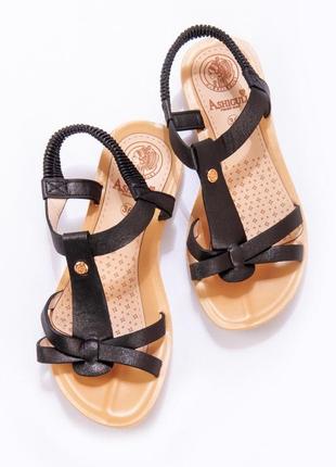 Босоніжки жіночі