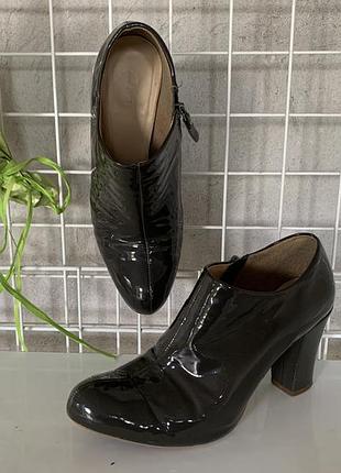 Туфлі ботильони clarks р.5.5 бразилія