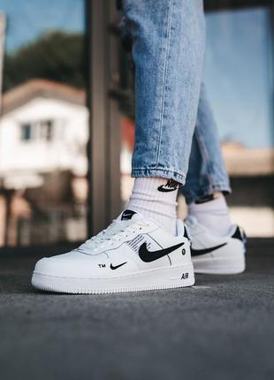 Кросівки air force 1 lv8 ultra white кросівки