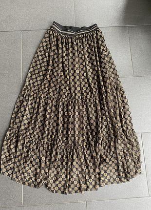 Спідниця в підлогу довга
