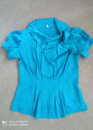 Блузка нарядна жіноча.1 фото