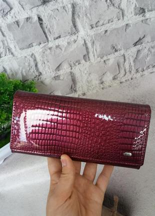 Жіночий шкіряний гаманець жіночий шкіряний гаманець