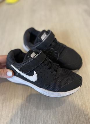 Кроссовки nike