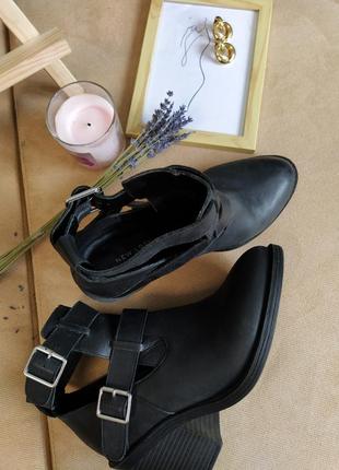 Стильные кожаные ботинки ботильоны на удобном каблуке new look