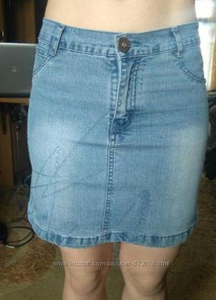 Красивая новая голубая джинсовая юбка3 фото
