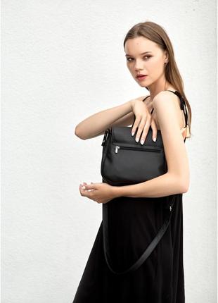 Жіноча сумка чорна кросбоді7 фото