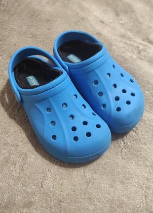 Крокси сабо шльопанці сандалі босоніжки crocs теплі утеплені1 фото