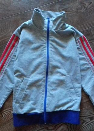 Спортивна кофта