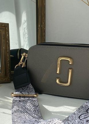 Marc jacobs the snapshot grey gold трендова розкішна сіра жіноча сумочка марк джейкобс жіноча трендова елегантна сіра сумка золота