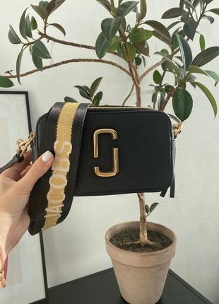 Marc jacobs the snapshot black gold трендова сумочка марк джейкобс чорна золотиста золота женская модная черная золотая сумка тренд