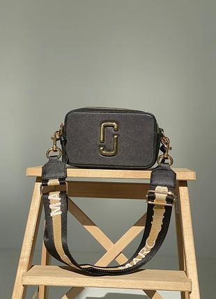 Marc jacobs the snapshot black gold трендова сумочка марк джейкобс чорна золотиста золота женская стильная черная золотая сумка тренд 9