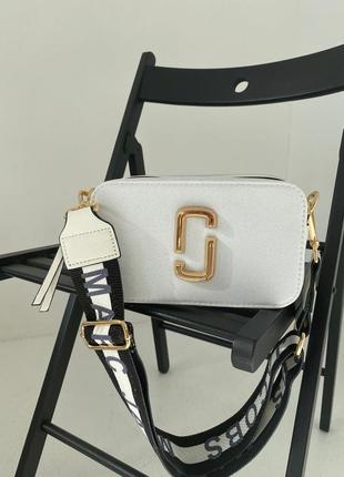 Marc jacobs the snapshot white gloss новинка трендова біла жіноча сумка марк джейкобс з глітером блестящая белая сумочка с глиттером2 фото