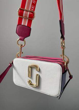 Marc jacobs small camera bag white pink трендова жіноча міні сумочка марк джейкобс біла рожева новинка компактная мини сумка белая розовая малиновая3 фото