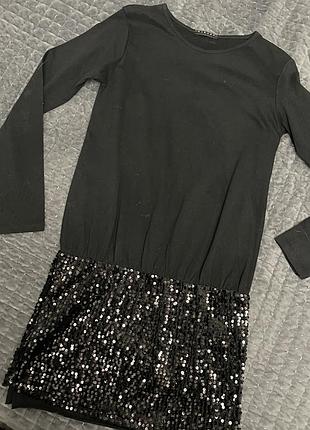 Сукня з паєтками