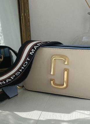 Marc jacobs small camera bag beige blue новинка трендова жіноча міні сумочка марк джейкобс кремова бежева блакитна женская мини сумка крем беж голубая6 фото