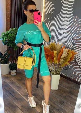 Костюм футболка и велосипедки