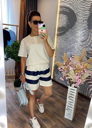 Костюм футболка и шорты