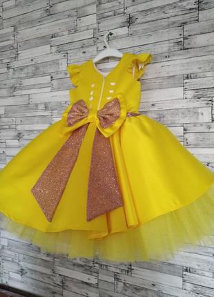 Желтое детское нарядное платье2 фото