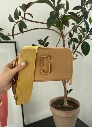 Marc jacobs the snapshot gold новинка жіноча трендова сумочка марк джейкобс бронзова золота жіноча шикарна яскрава сумочка бронза золотиста