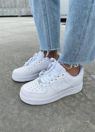 Кроссовки nike air force 1 low white8 фото