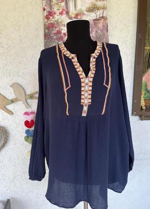 Блуза жатка с машиной вышивкой