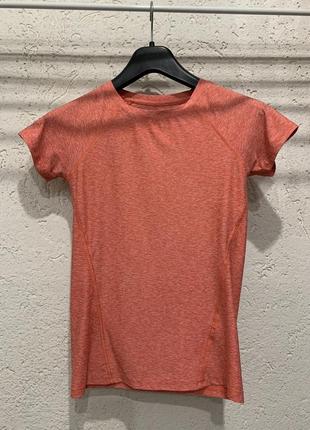 Спортивная футболка modis