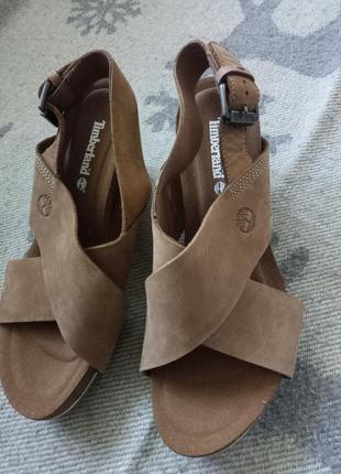 Timberland  босоножки размер 37,5 новые