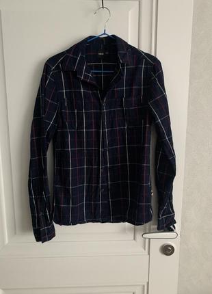 Плотная рубашка