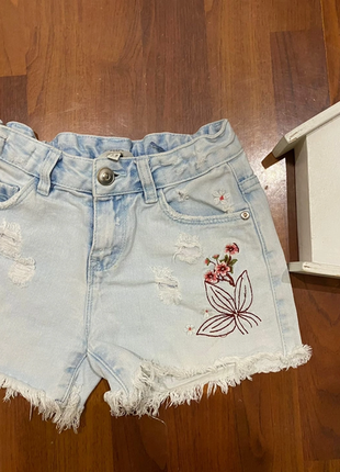 Джинсовые шорты 7-8 лет