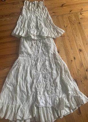 Гарний натуральний костюм