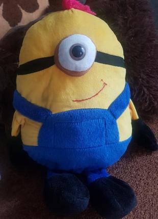 Мягкая игрушка миньон
