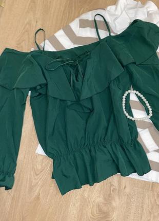 Зелена блузка літня, нарядна з відкритими плечима1 фото