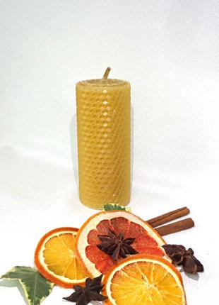 Свеча из пчелиного воска ручной работы декоративная  "медовая"