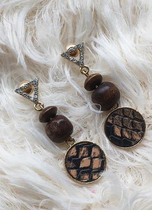 Сережки сережки сережки довгі висячі висульки дерев'яні з корінною вставкою в етно стилі