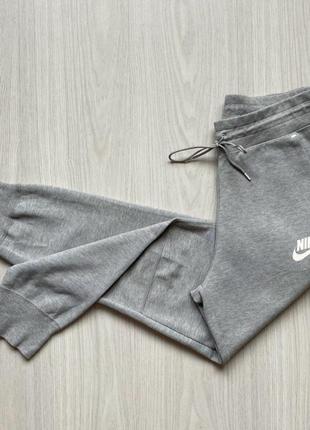 Спортивные штаны nike спортивки3 фото