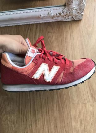 new balance 372