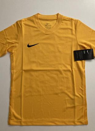 Шорти і футболка nike dri-fit 8-10