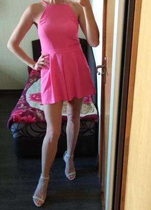 Яскравий комбінезон