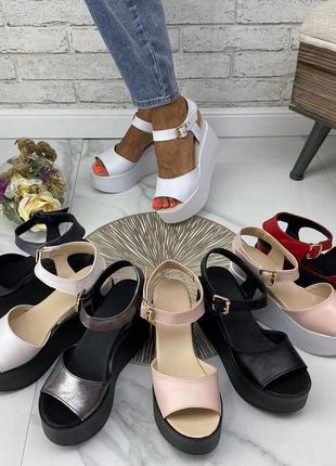 Женские босоножки на платформе из натуральной кожи/замши