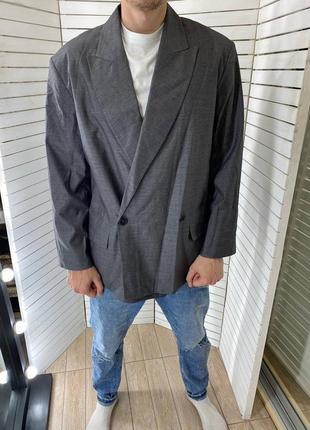 Серый пиджак zara (l)