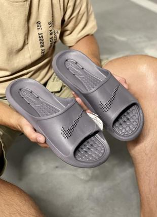 Шльопанці чоловічі nike victori one shower slide