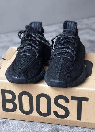 Кросівки adidas yeezy boost 350 v2 black рефлективні шнурки3 фото