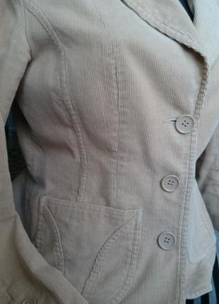 Бежевый вел актовый пиджак2 фото