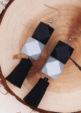 Класні сережки,стильні і оригінальні,сріблясто-сірий чорний квадрат
