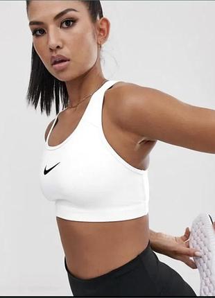 Стортивный топ nike